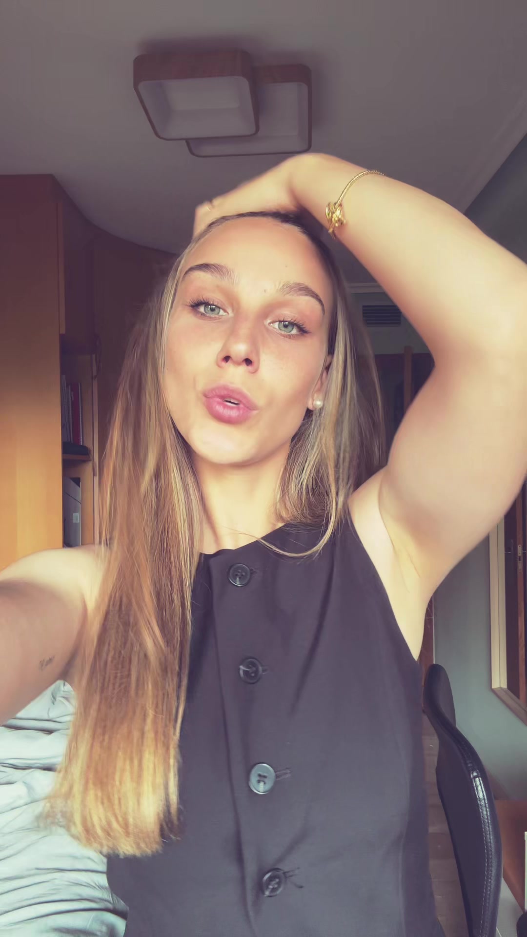 @Laurita