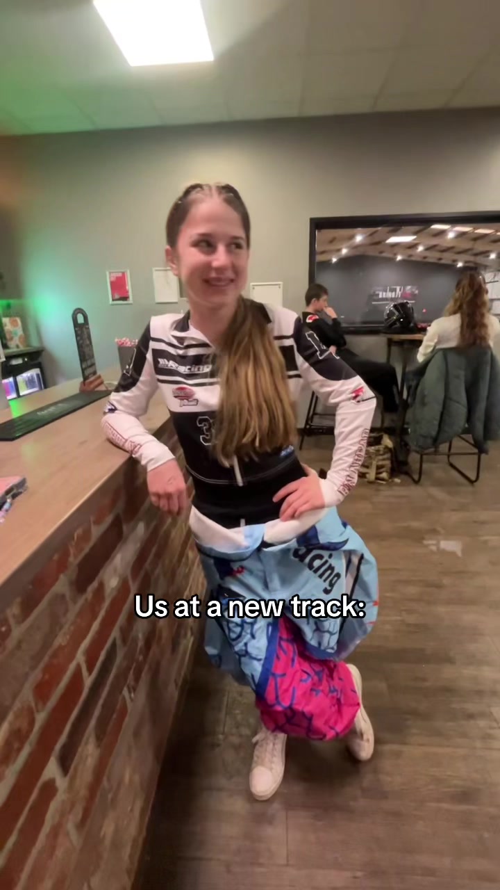 @🏎️