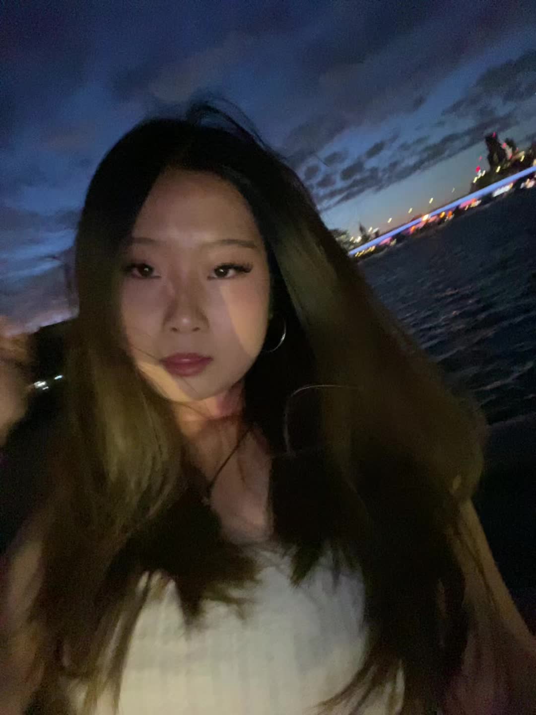 @👽