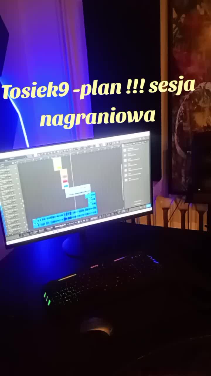 @Tosiek_9