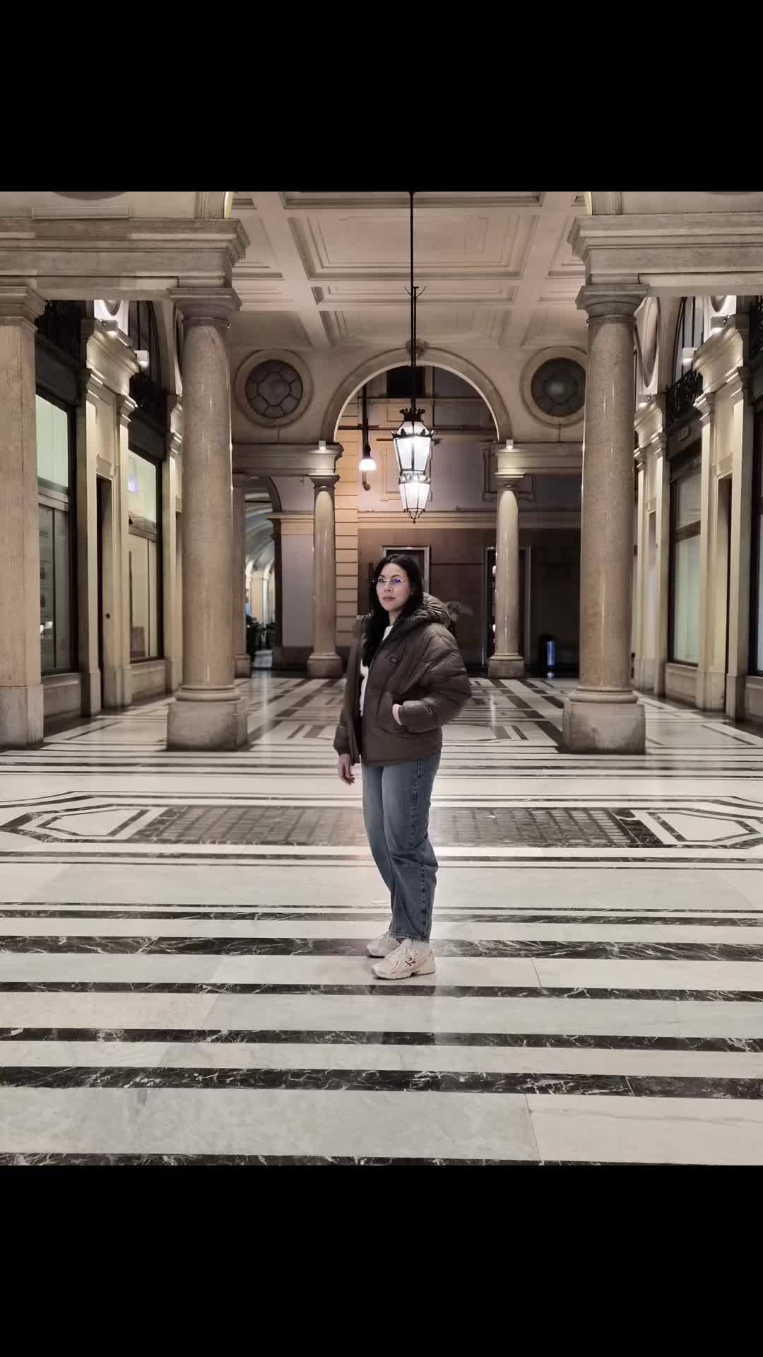 @annazollo_