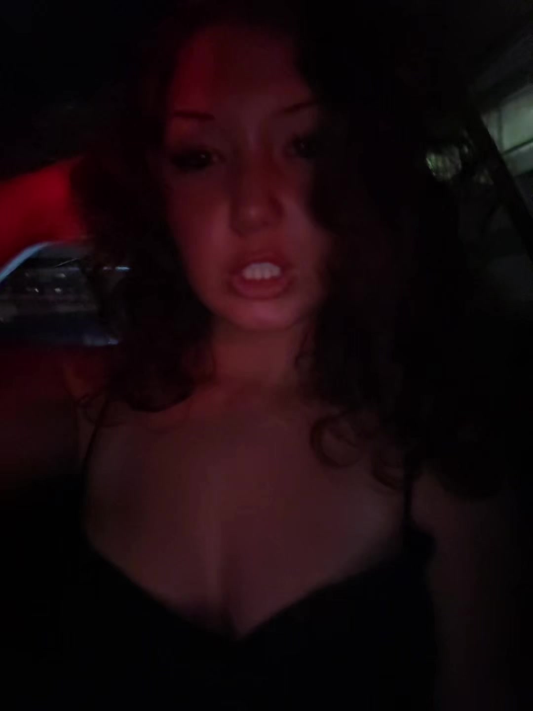 @𝐇𝐚𝐥𝐞𝐲 𝐖𝐨𝐨𝐝