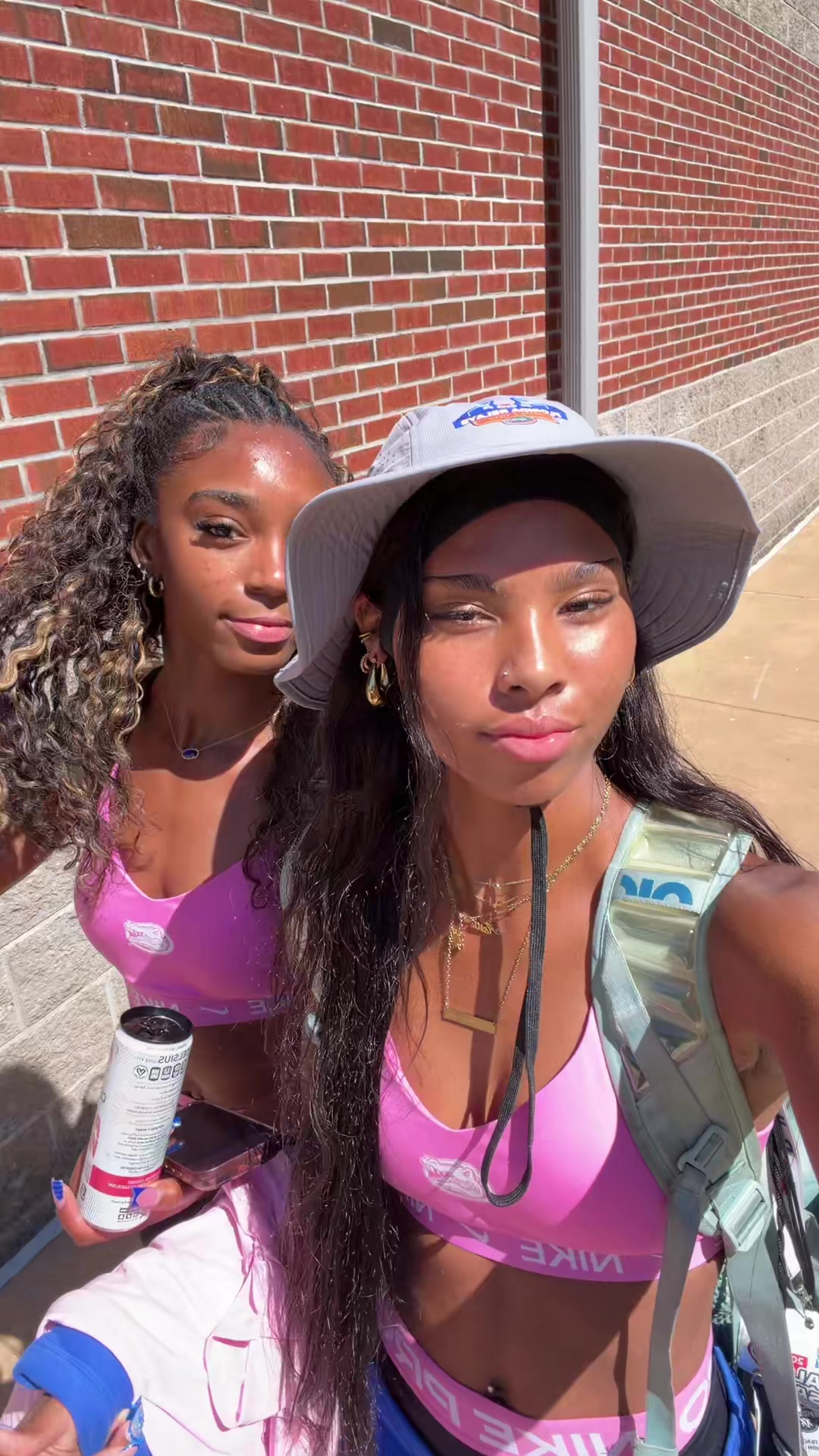 @(😝)🩷✨🧚&zwj;♀️