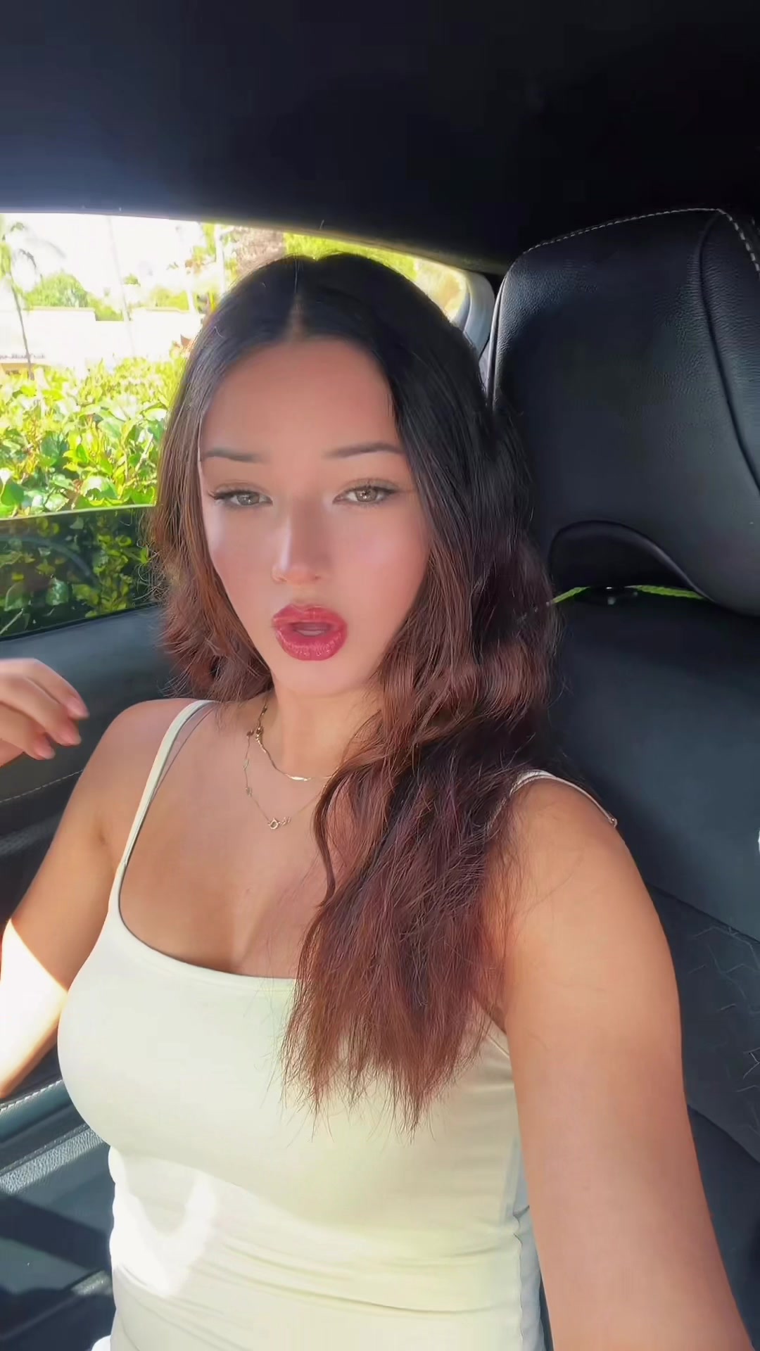 @malia