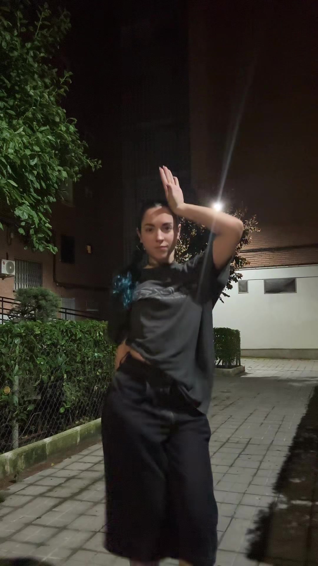 @lu
