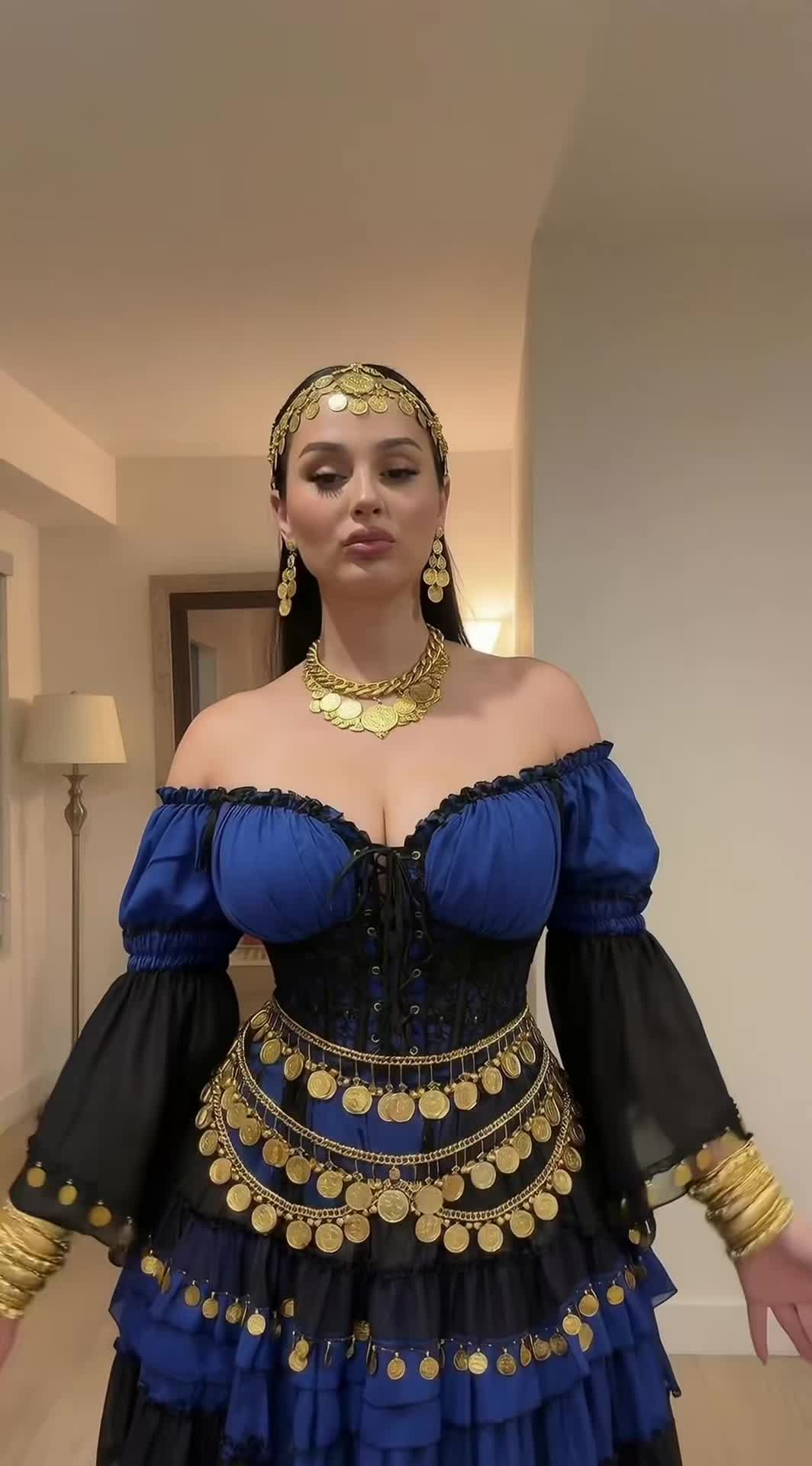 @mariana🇨🇴🇷🇴🇭🇺