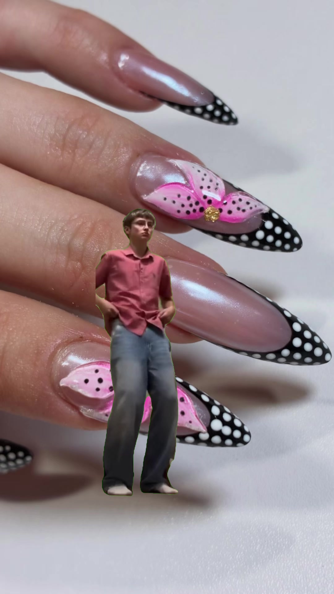 @NailsDesignVasiliki