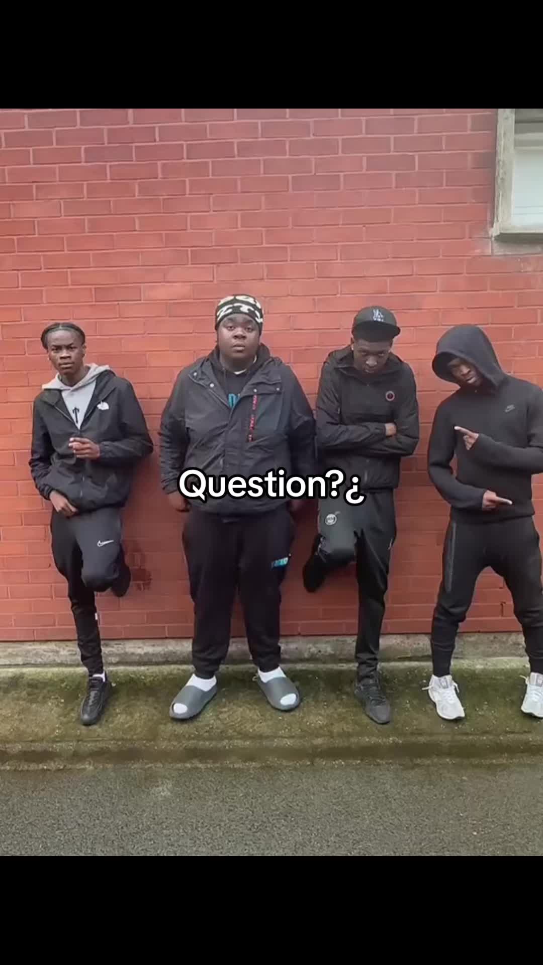 @️