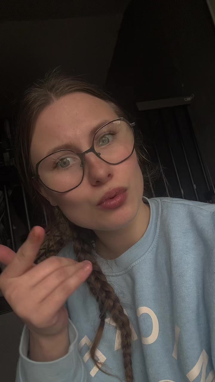 @Clara