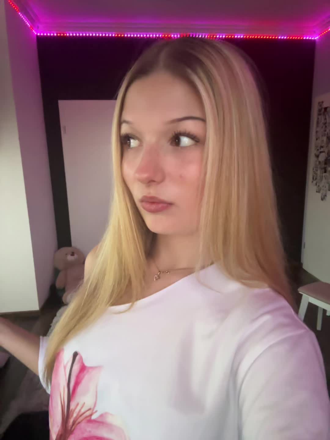 @๐๐๐
