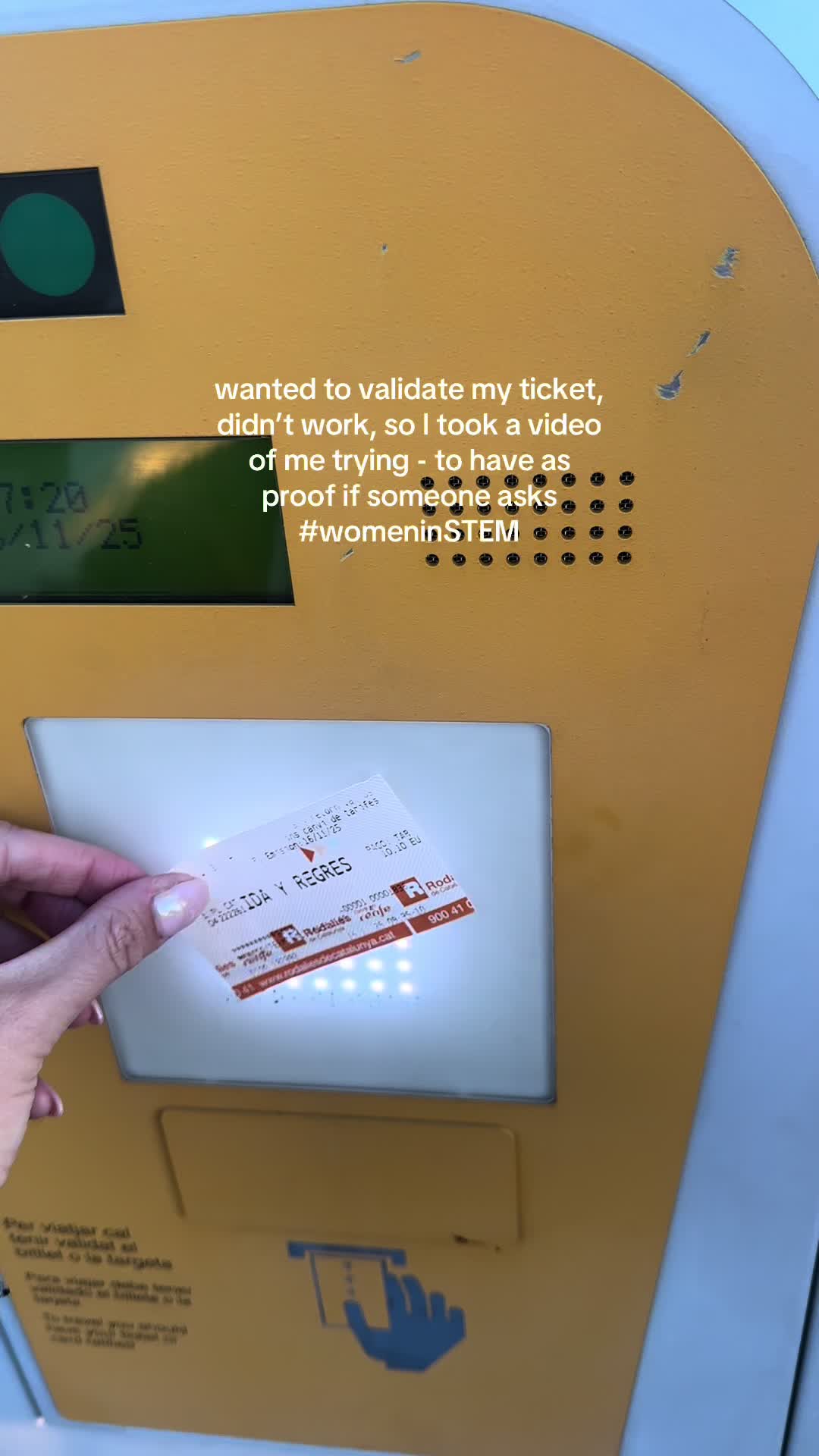 @bycarolola☀️