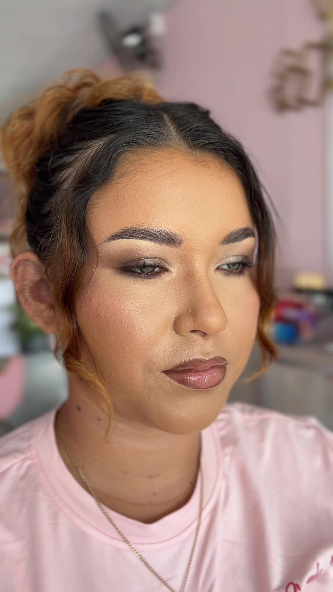 @Makeup By Mon