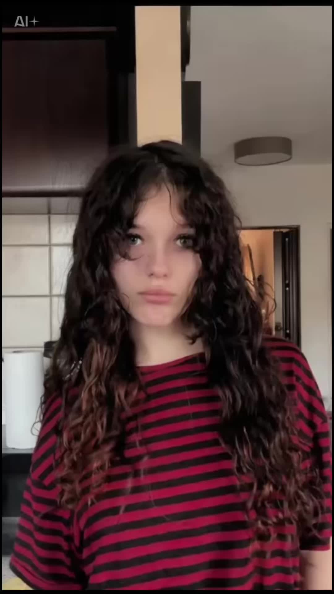 @🦚
