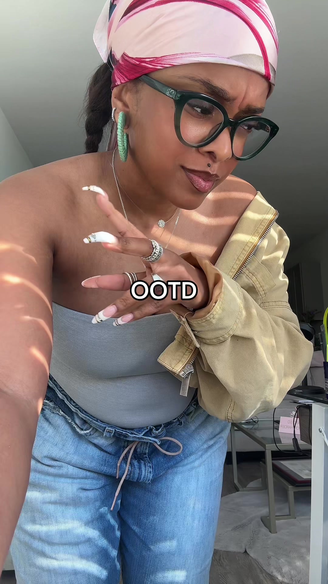 @Nikia J. | Style & Beauty