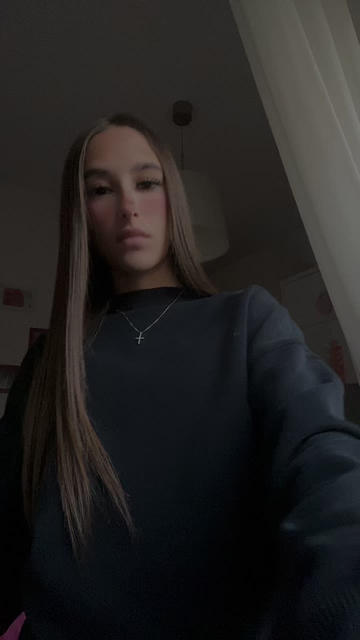 @𝟐