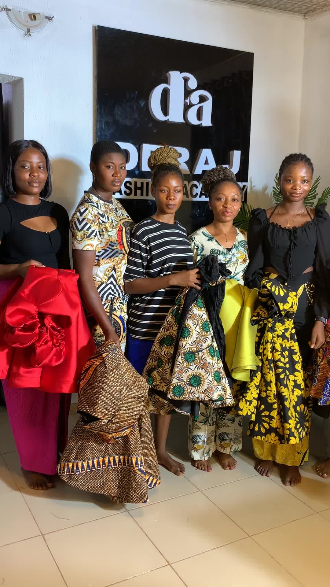 @Deraj fashion academy