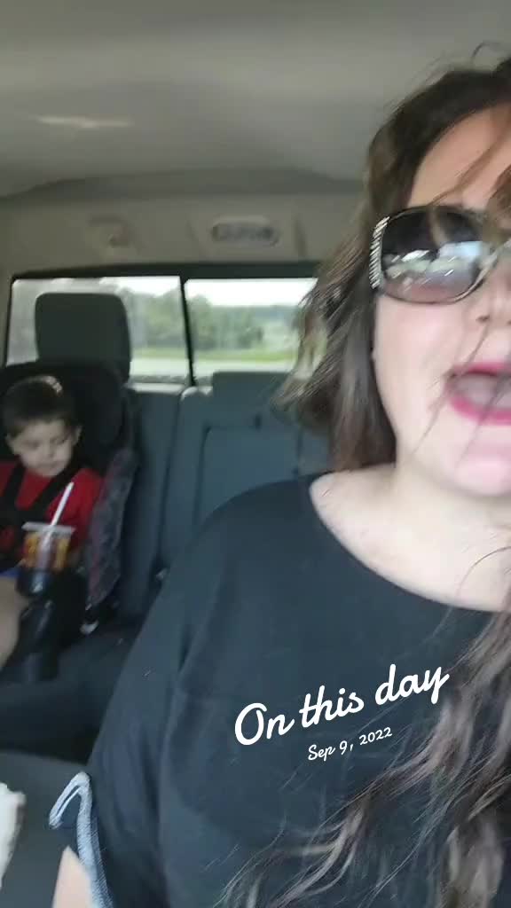 @MOMTASTIC 💋
