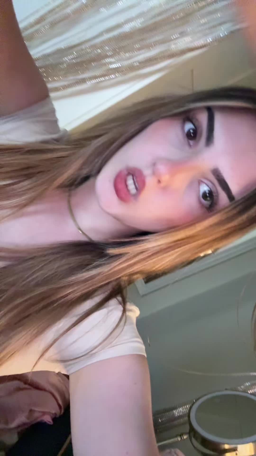 @🌺