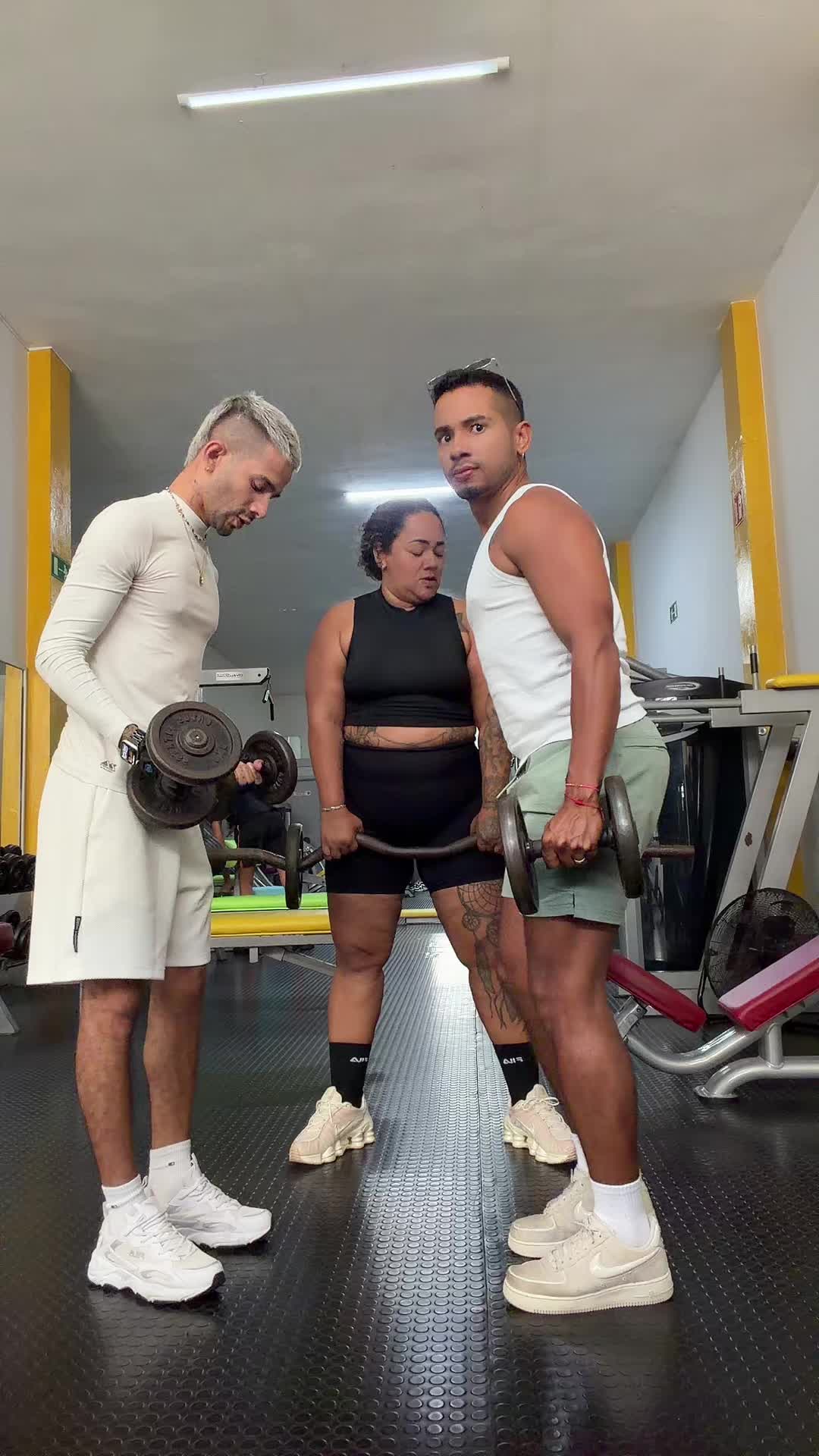 @Elpaisa