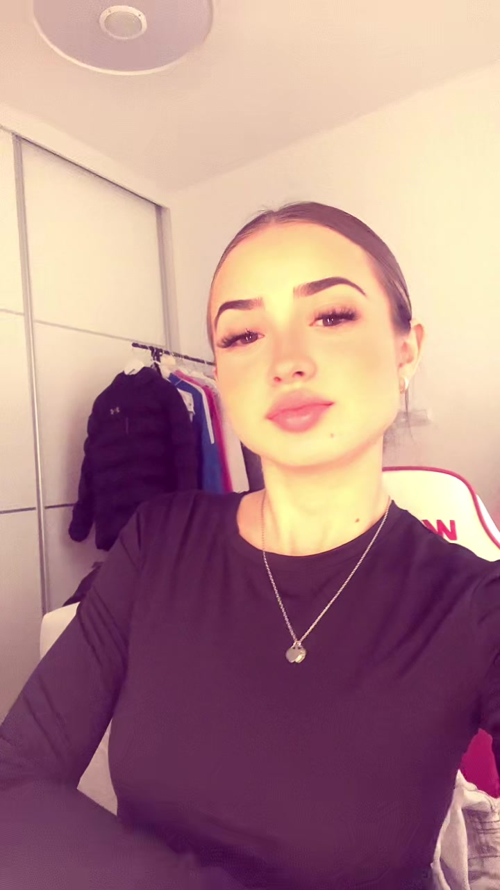 @𝐿