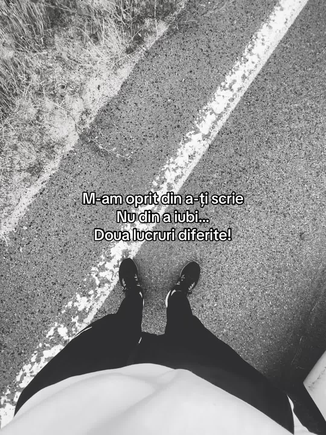 @🎧