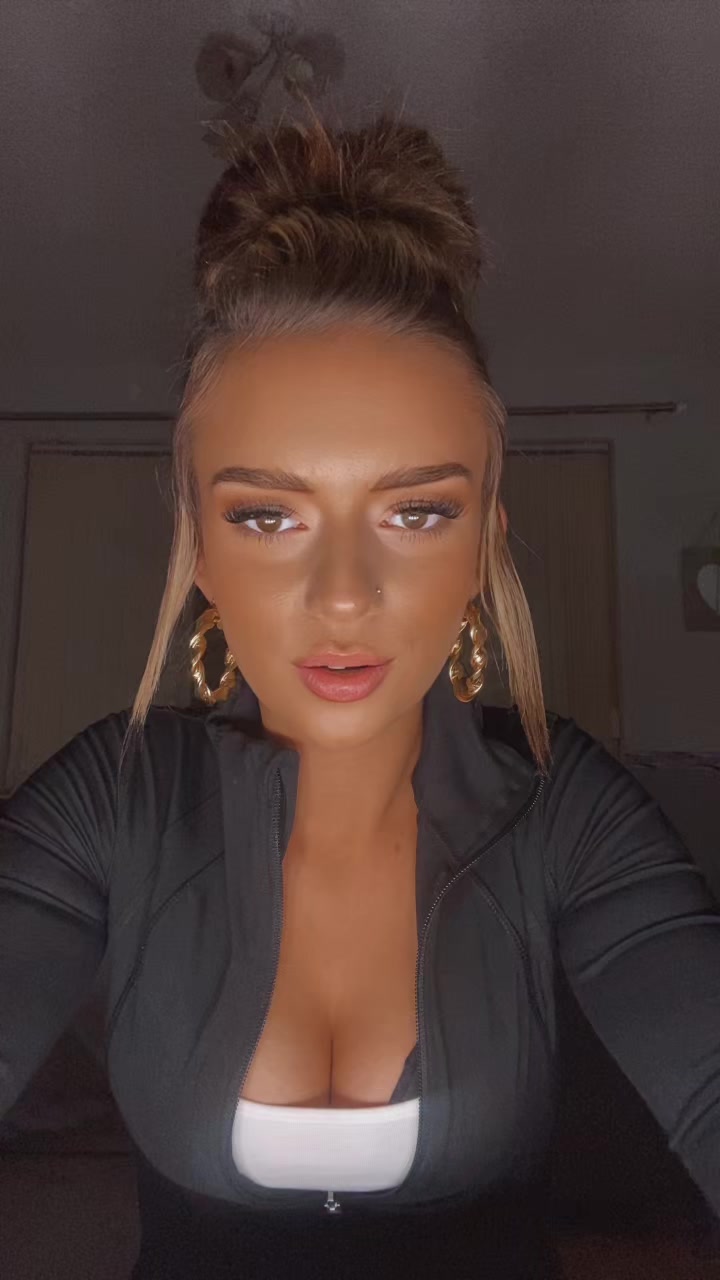 @💋CHLO💋