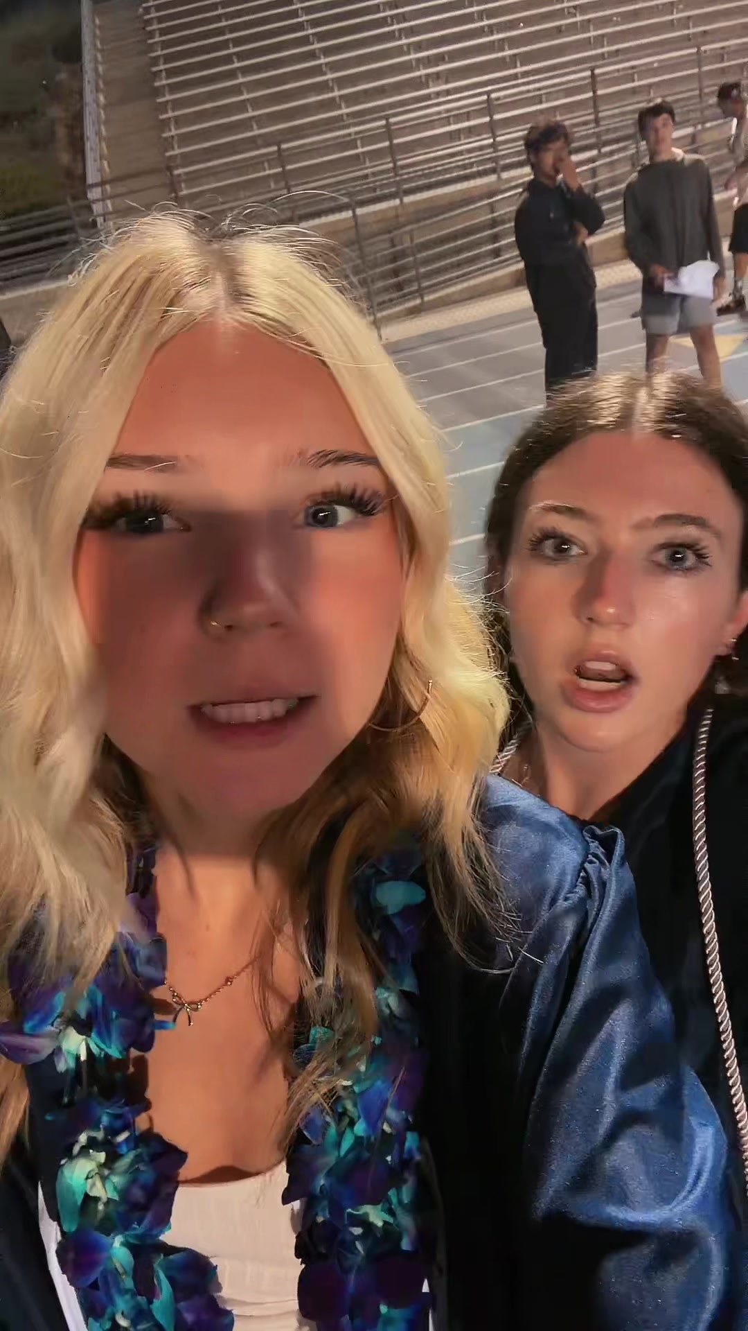 @lizzy