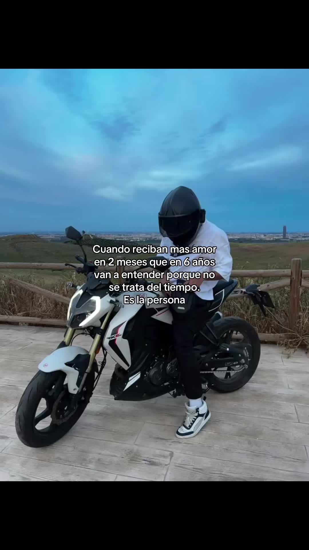 @𝔞𝔩𝔢𝔧𝔬🥀