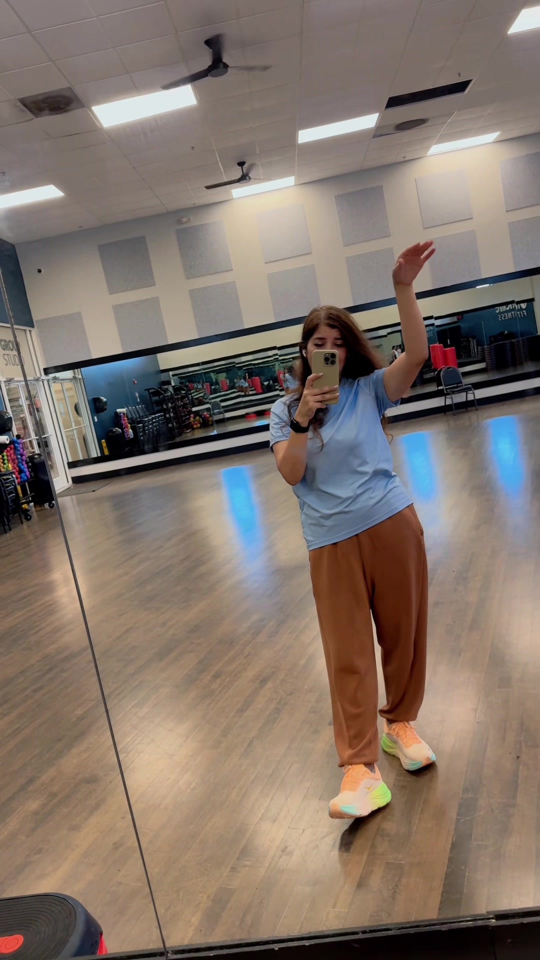 @Bela K🕊️