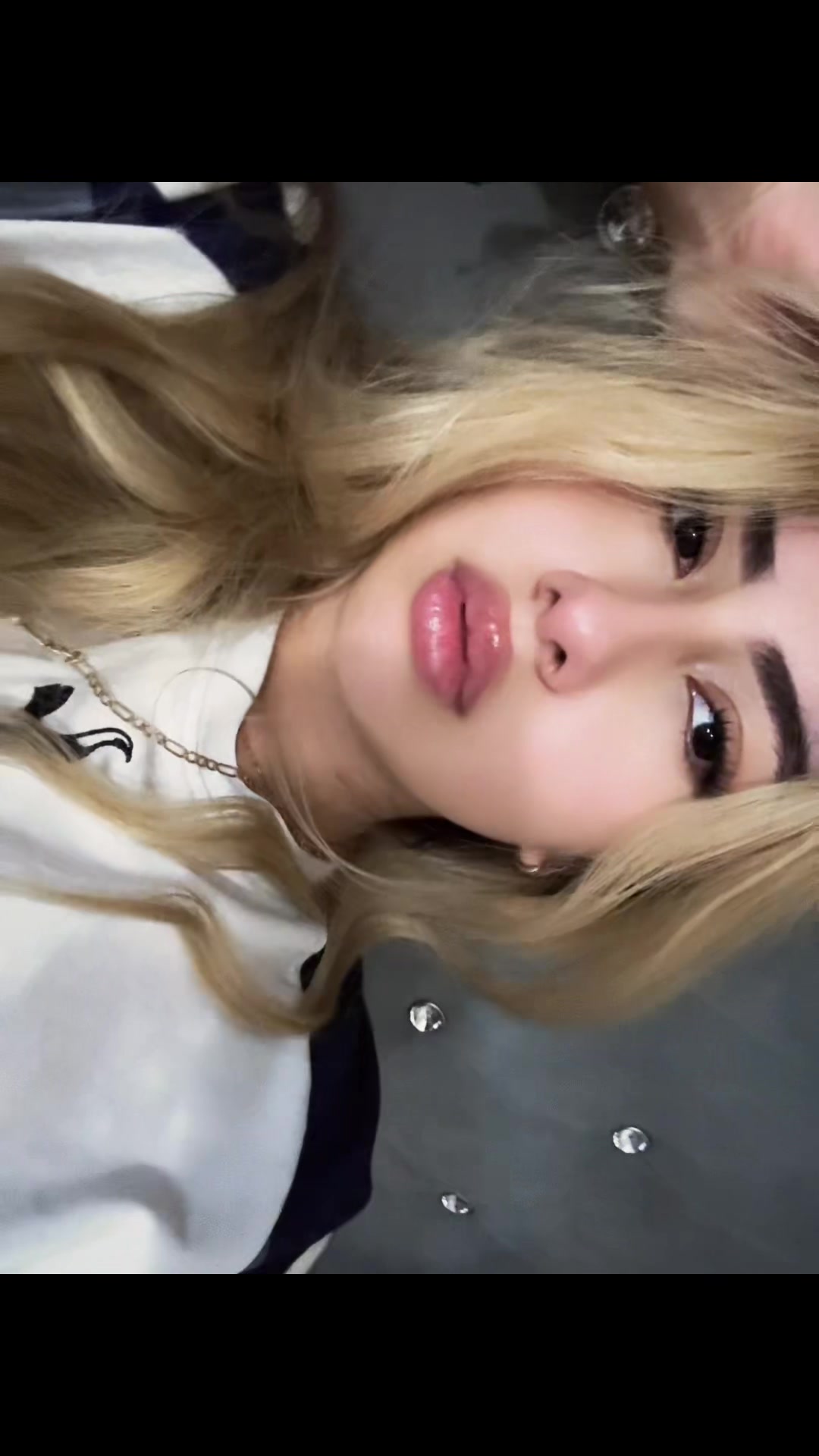 @angie_santos ྀིྀ