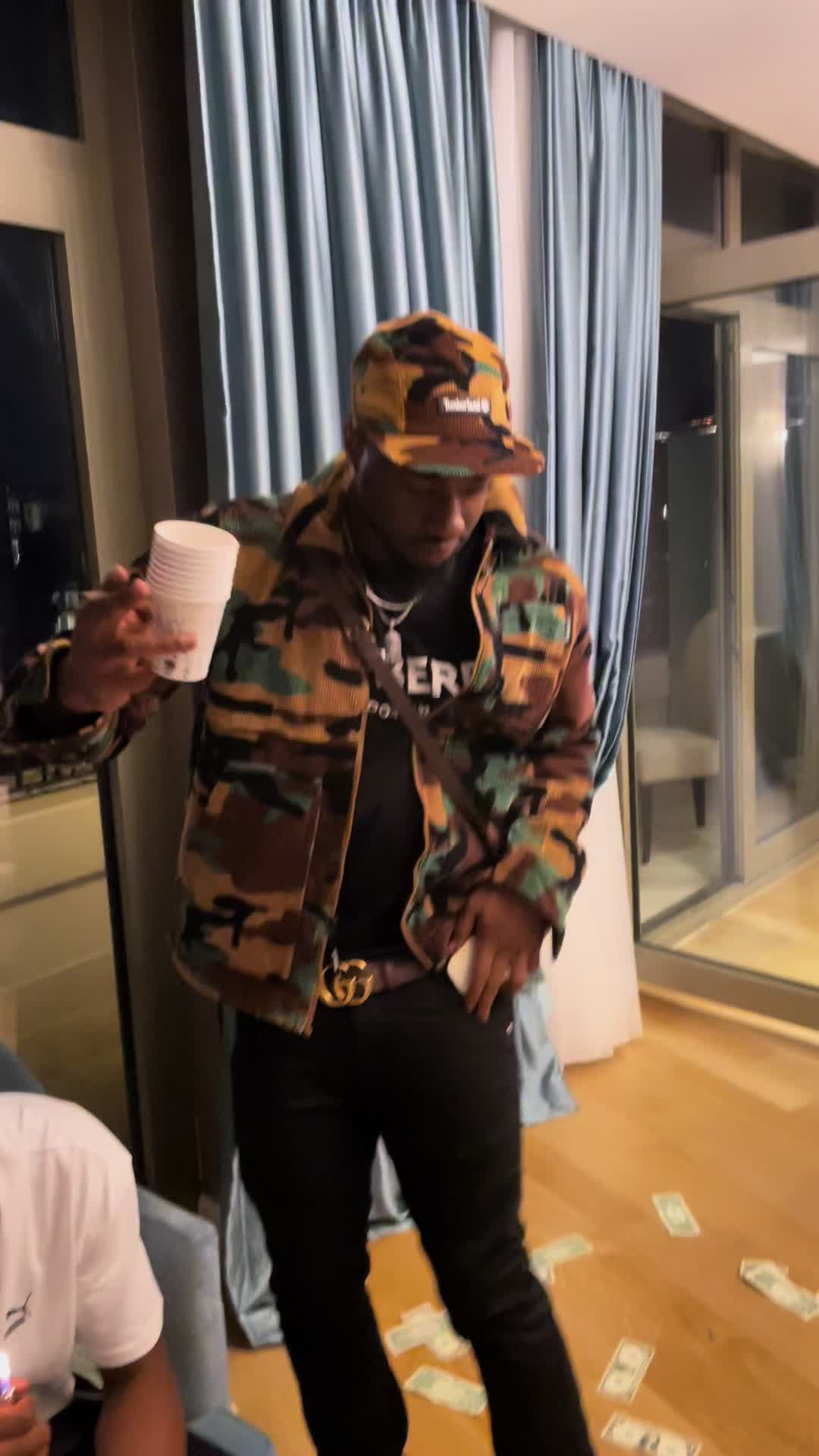 @Richhendrixx