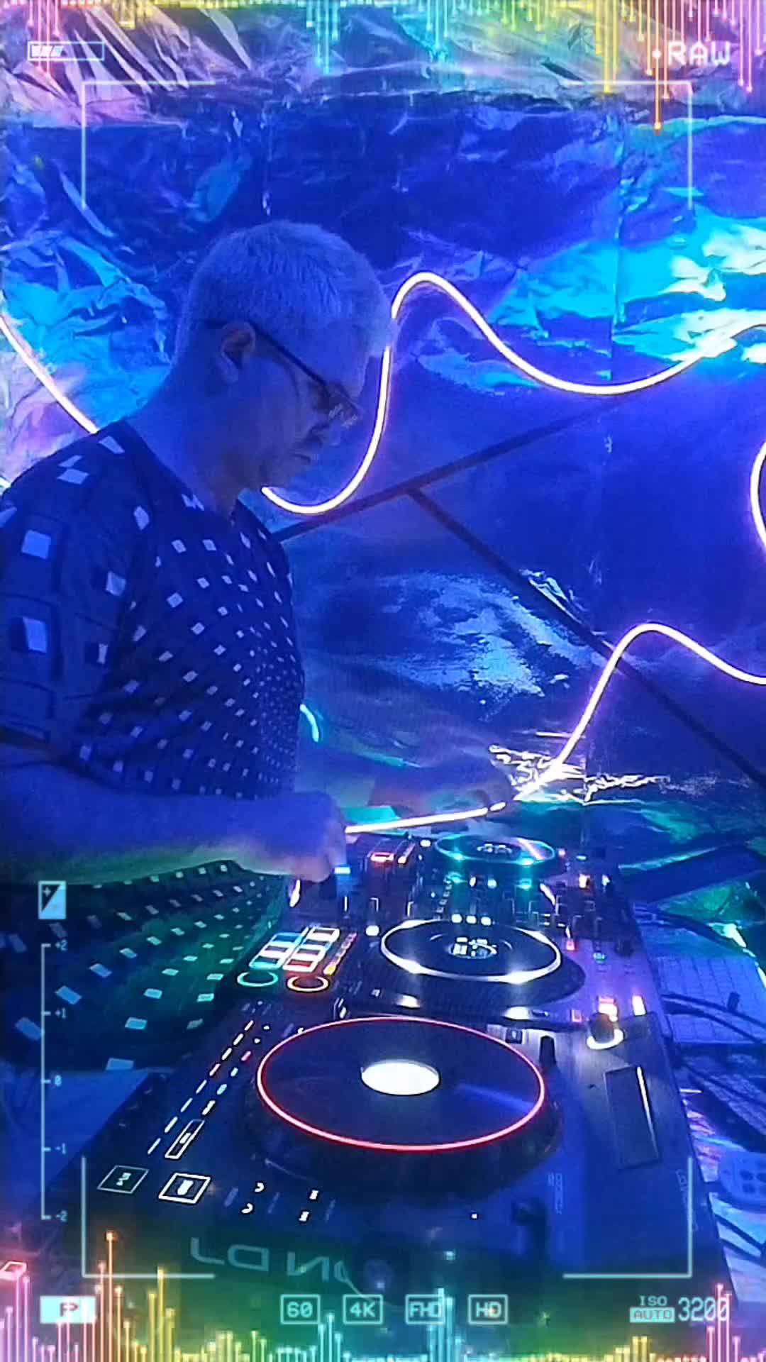 @Dj