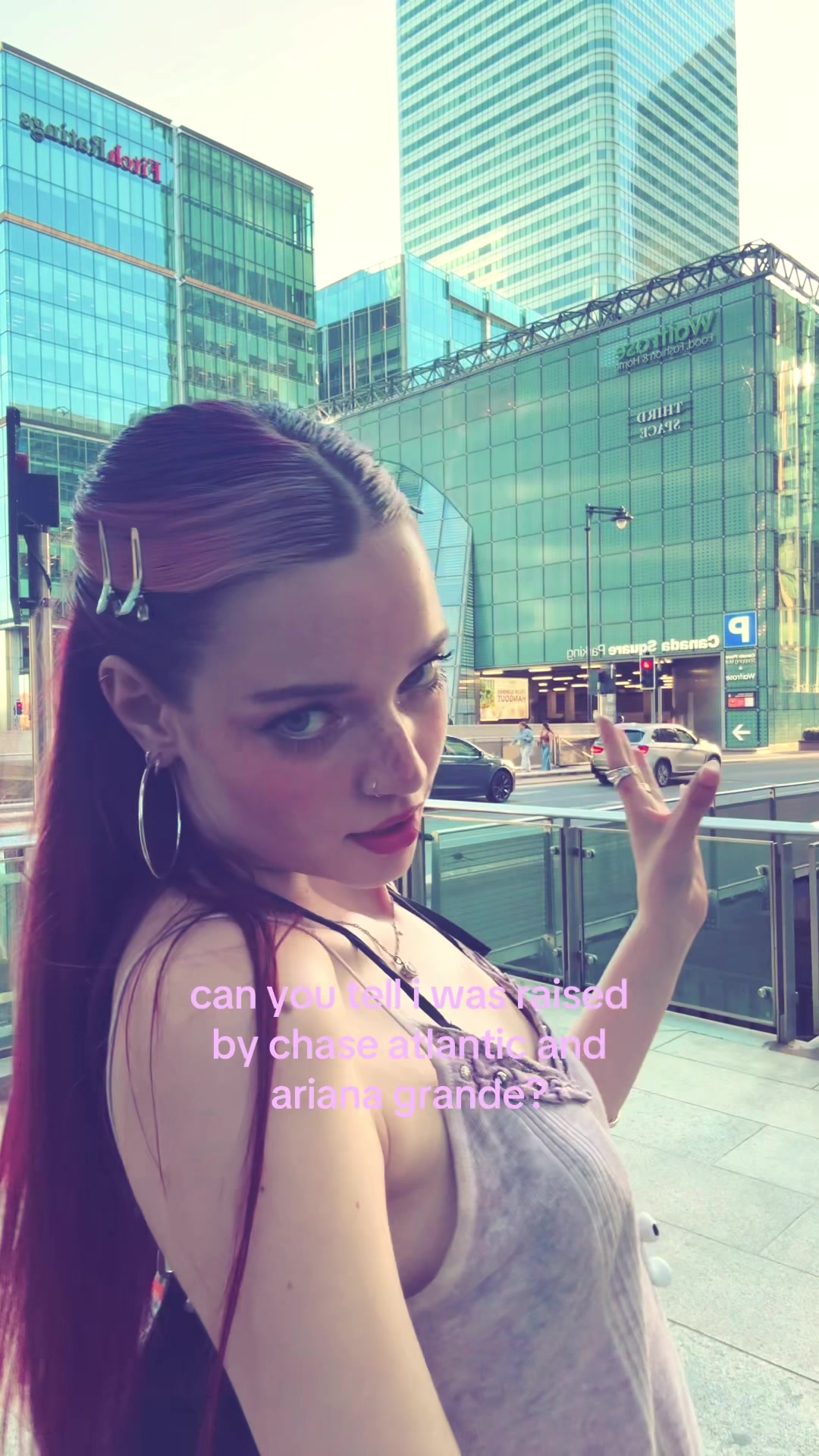 @VANÈS