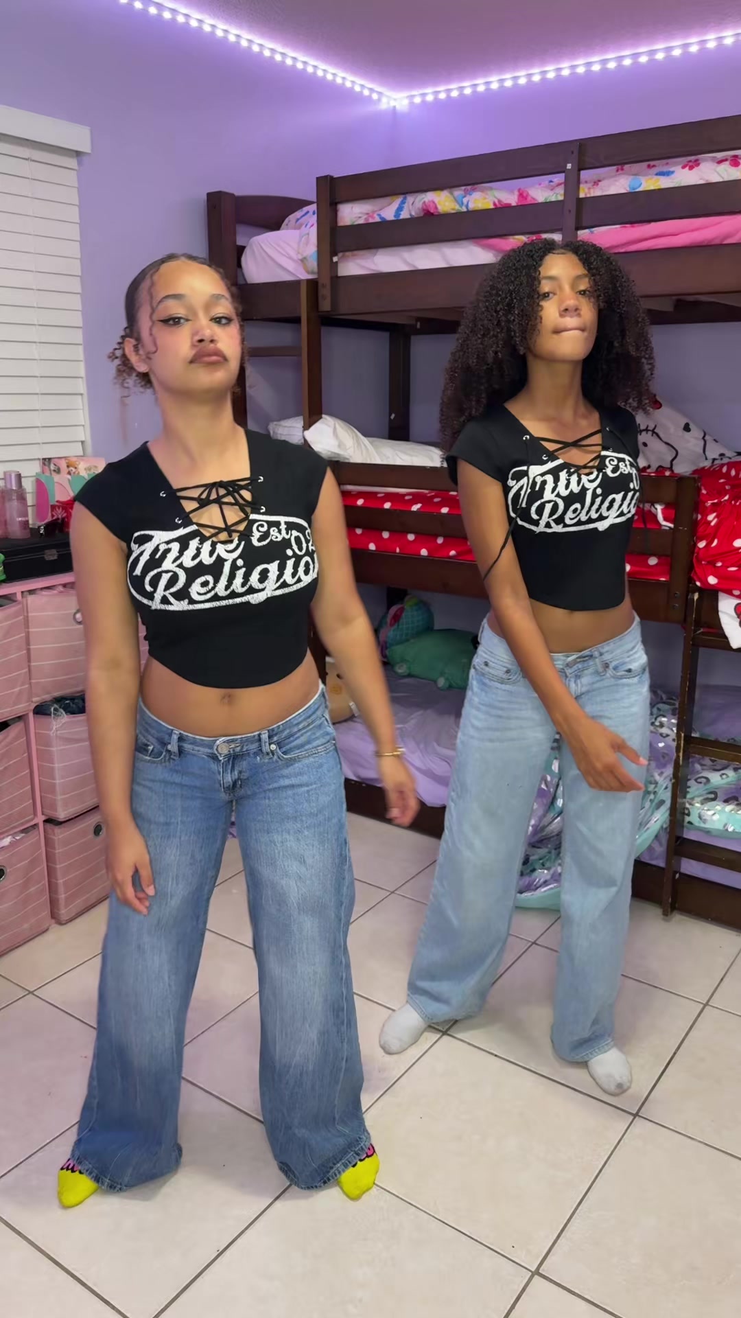@DemDaddysGirls4