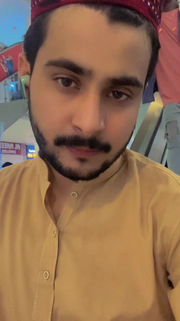 @Ladla Umair❤️🇵🇰🇦🇪