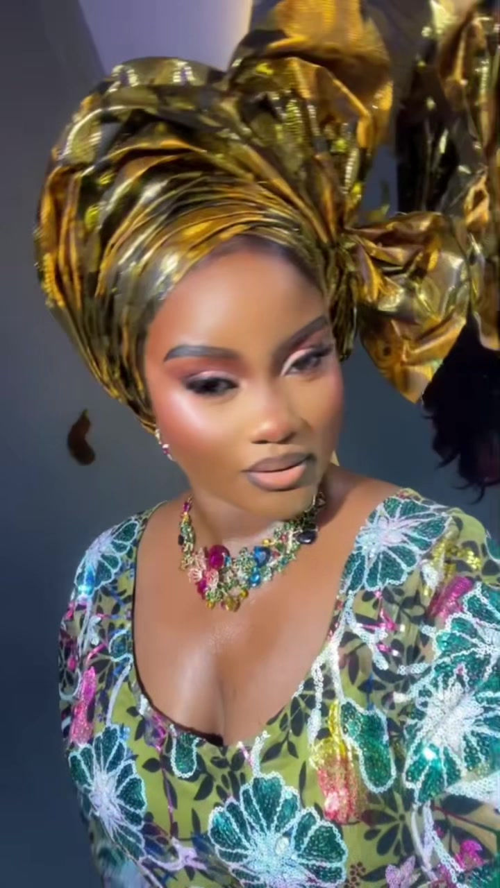 @Adeshewa