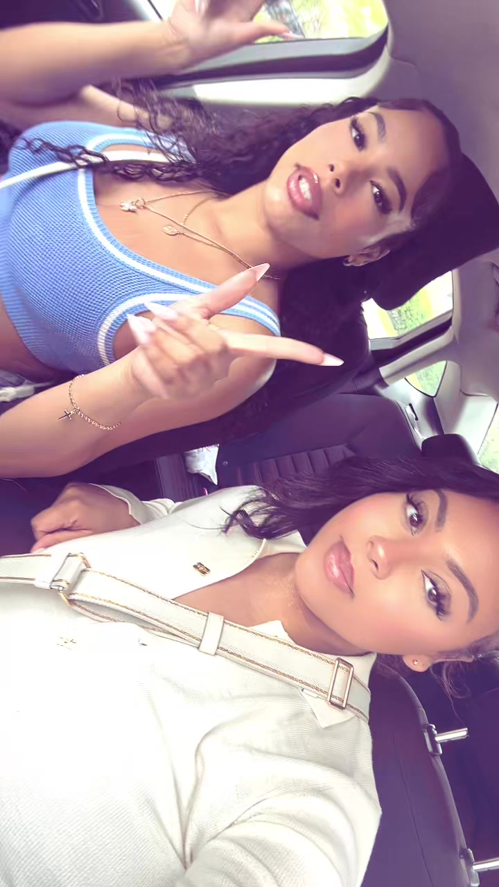 @Lilyyy