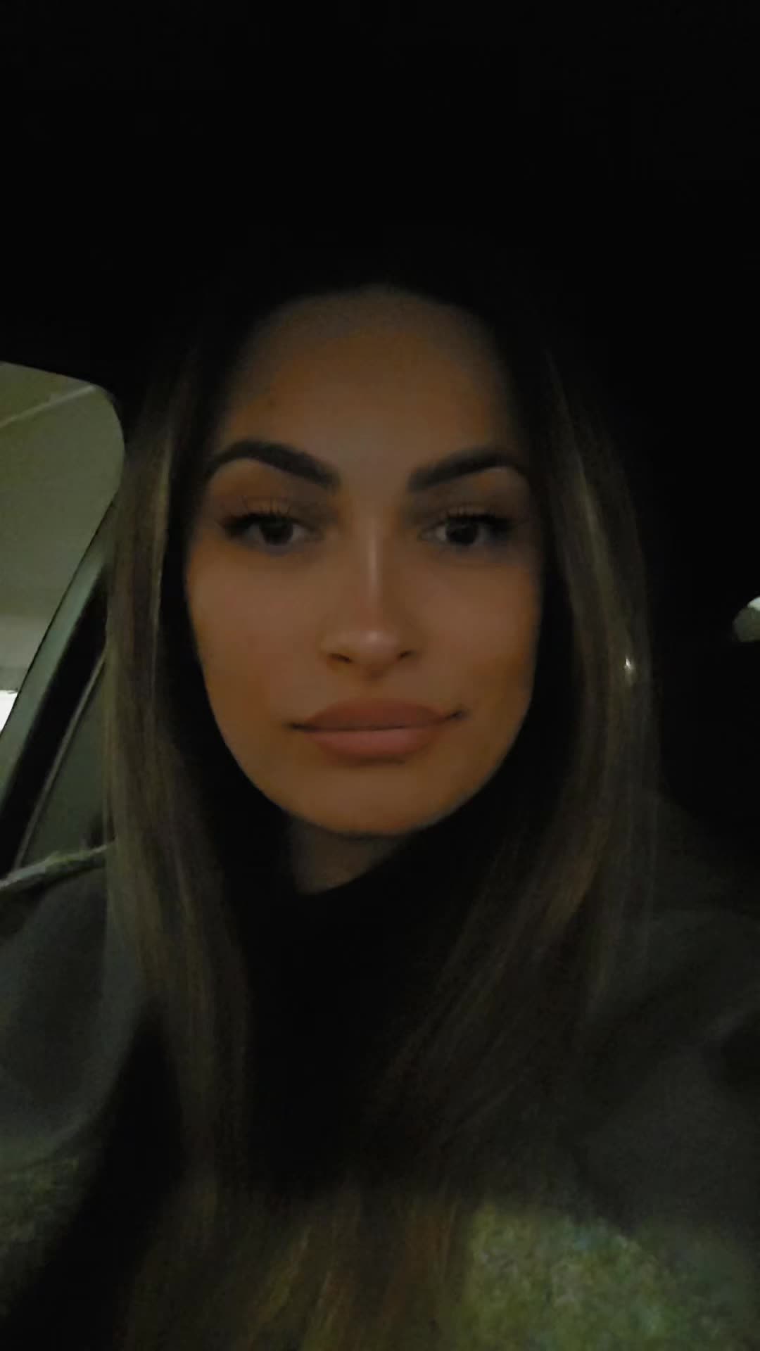 @Larisa Adina