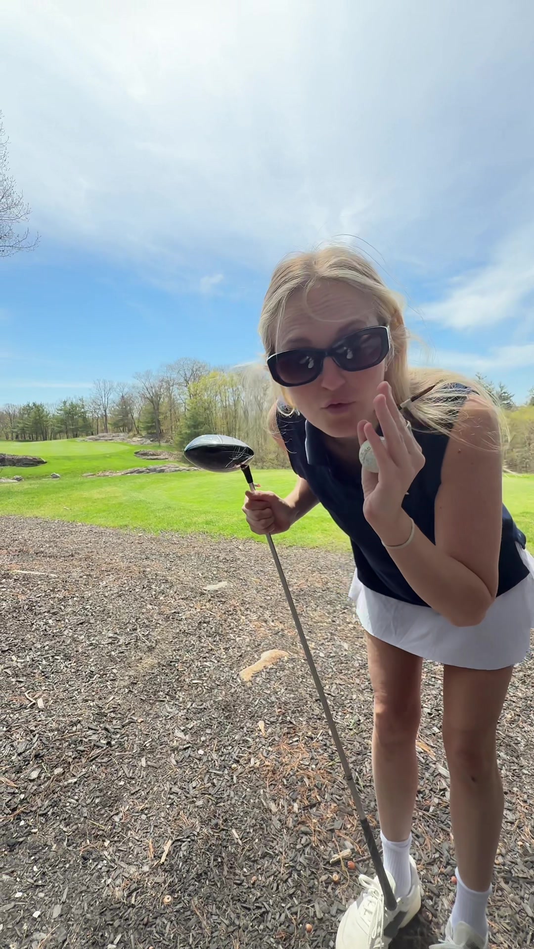 @dumbblondediary