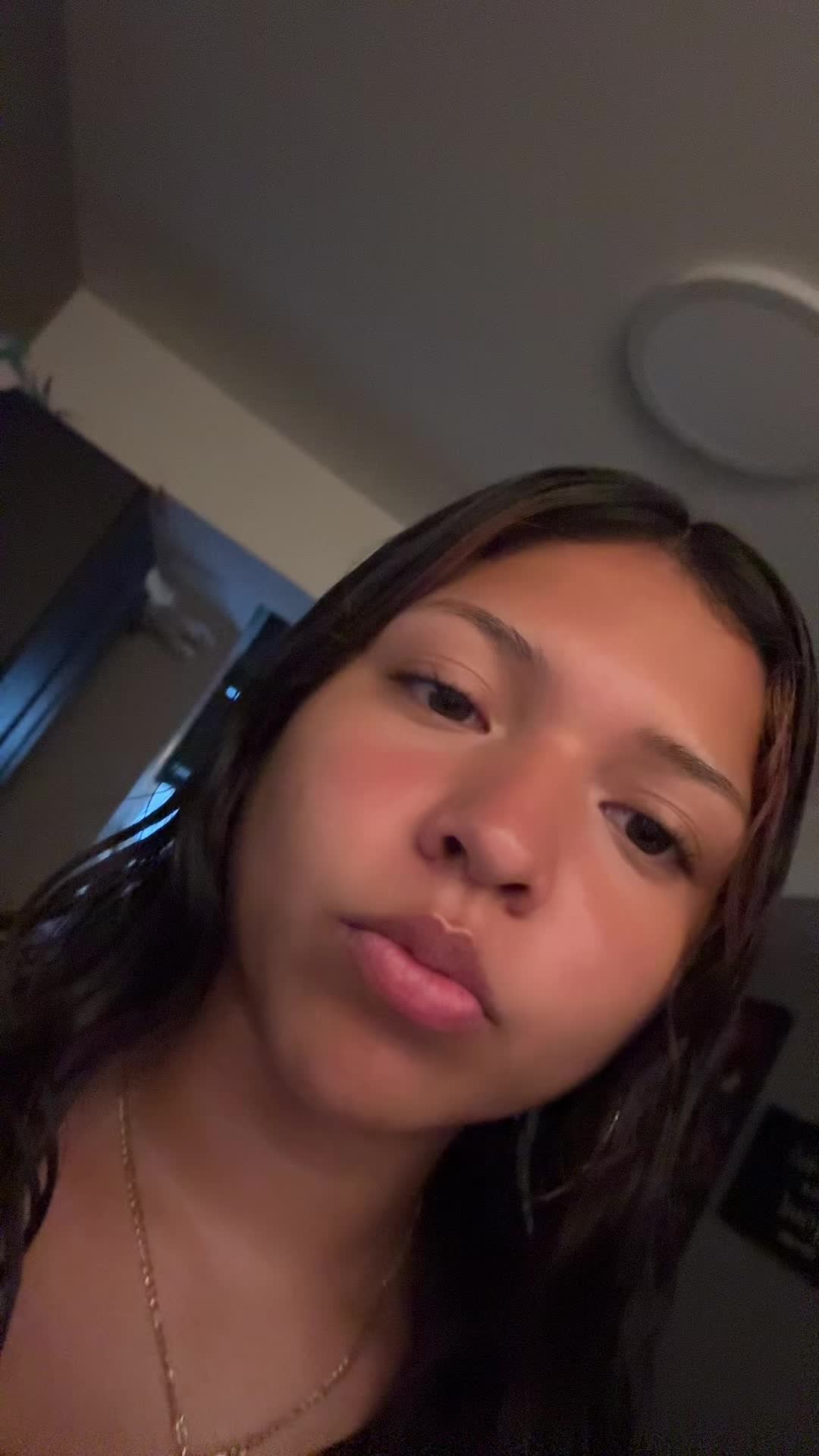 @kimmycutecumber
