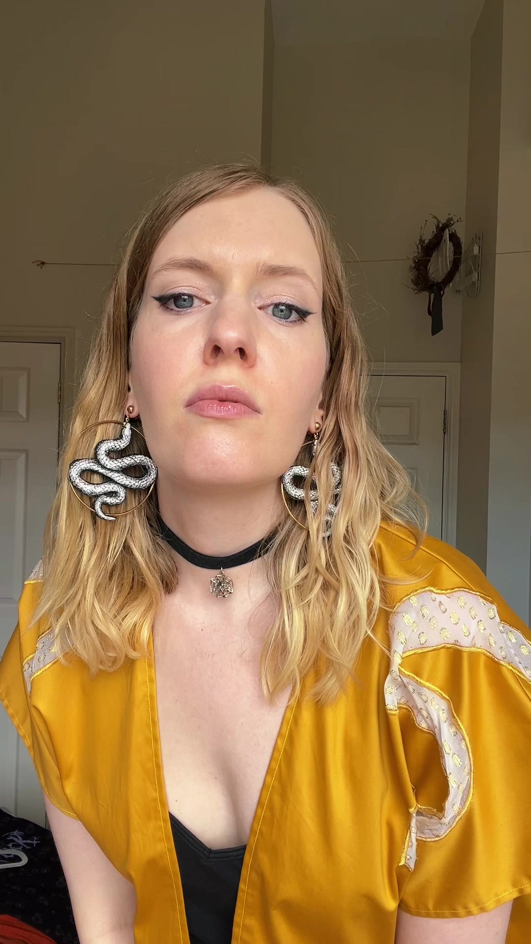 @ART WITCH