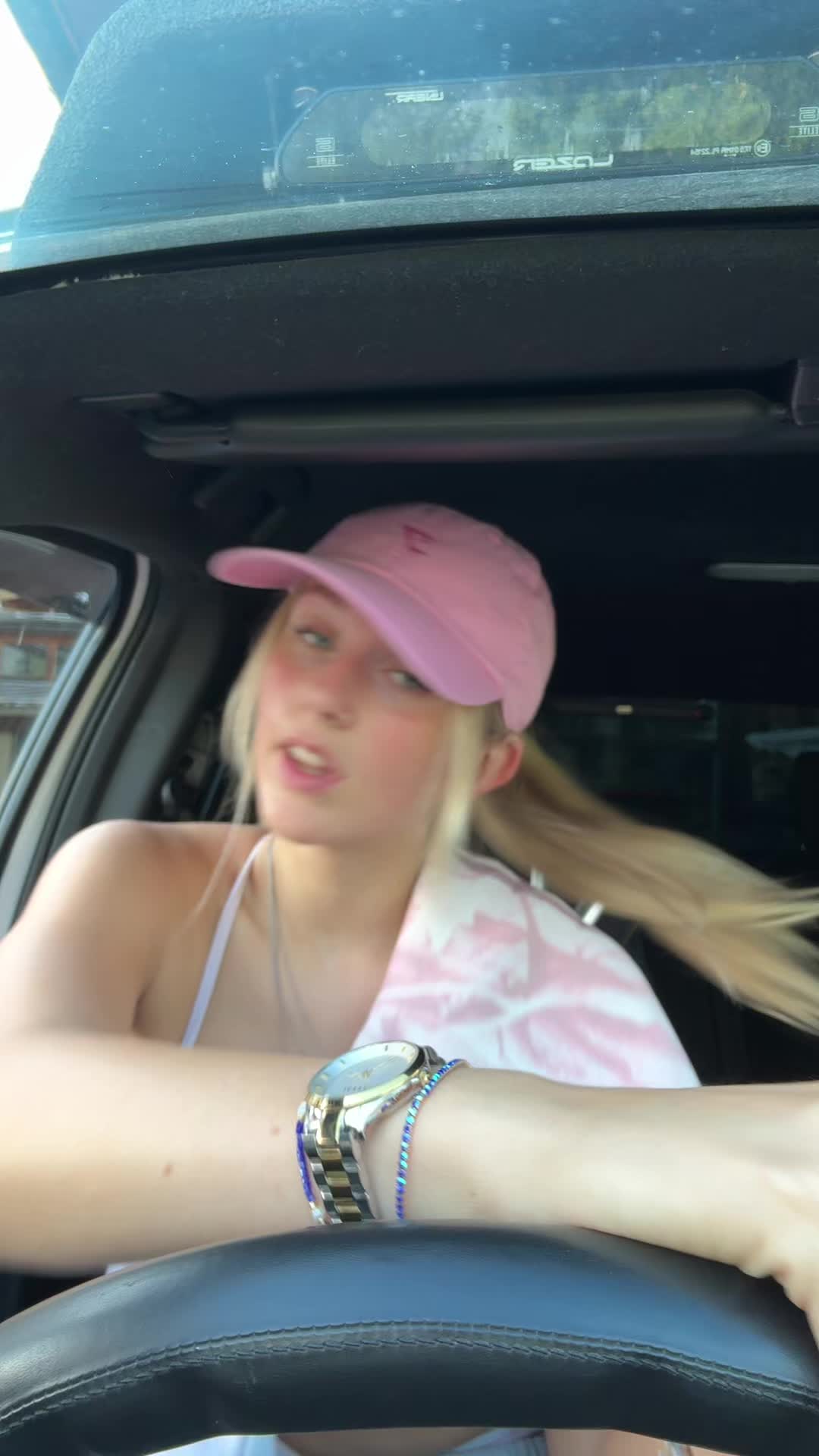 @valimarieee