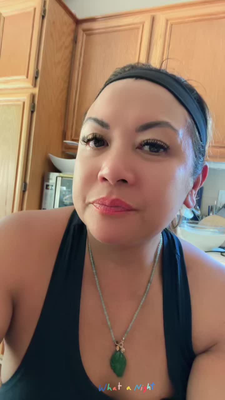 @Bella