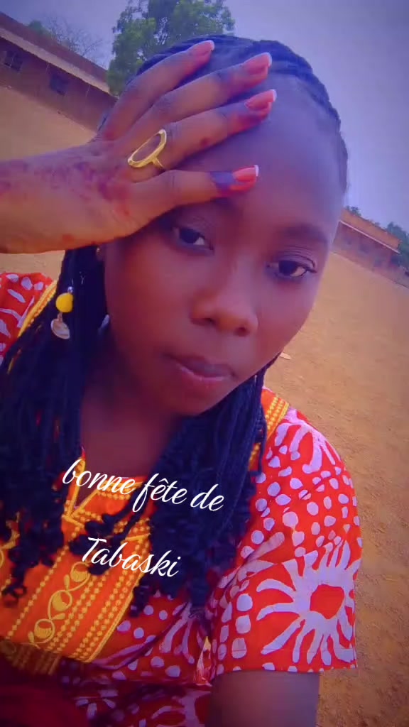 @Inès