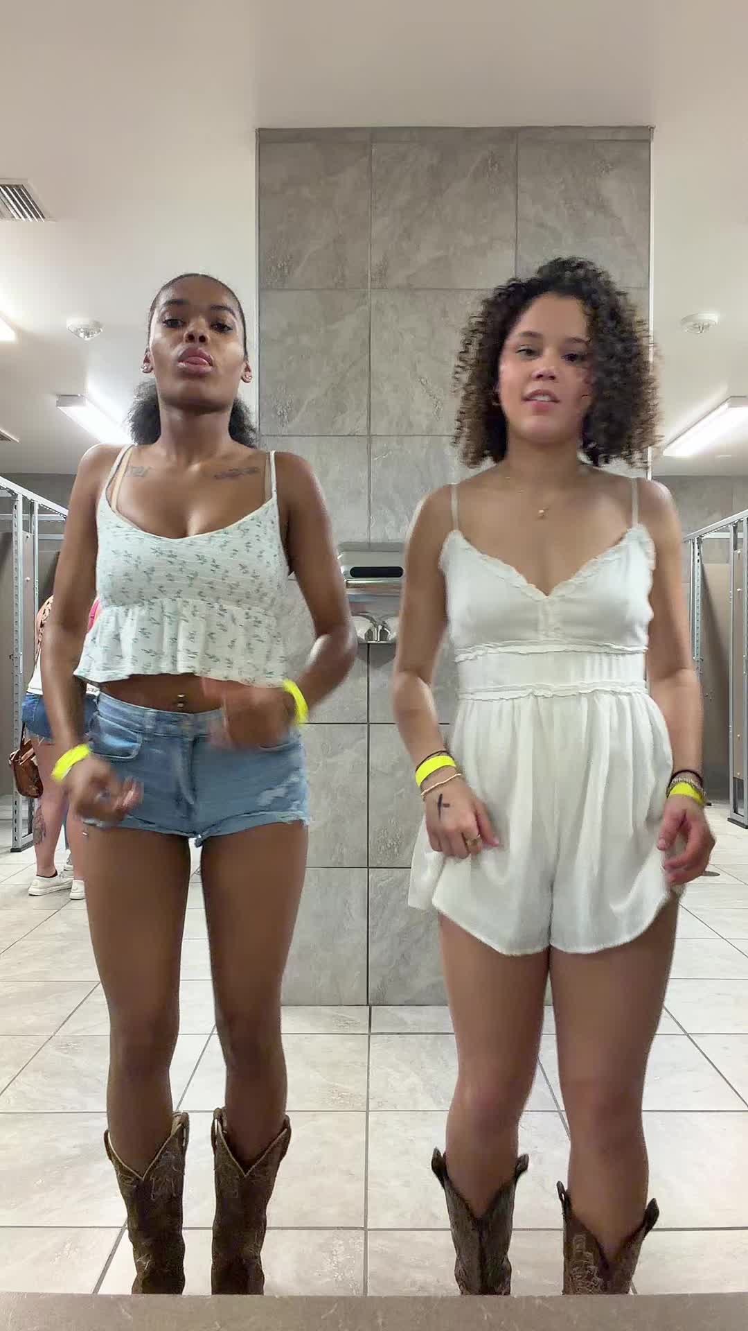 @Tiana✨