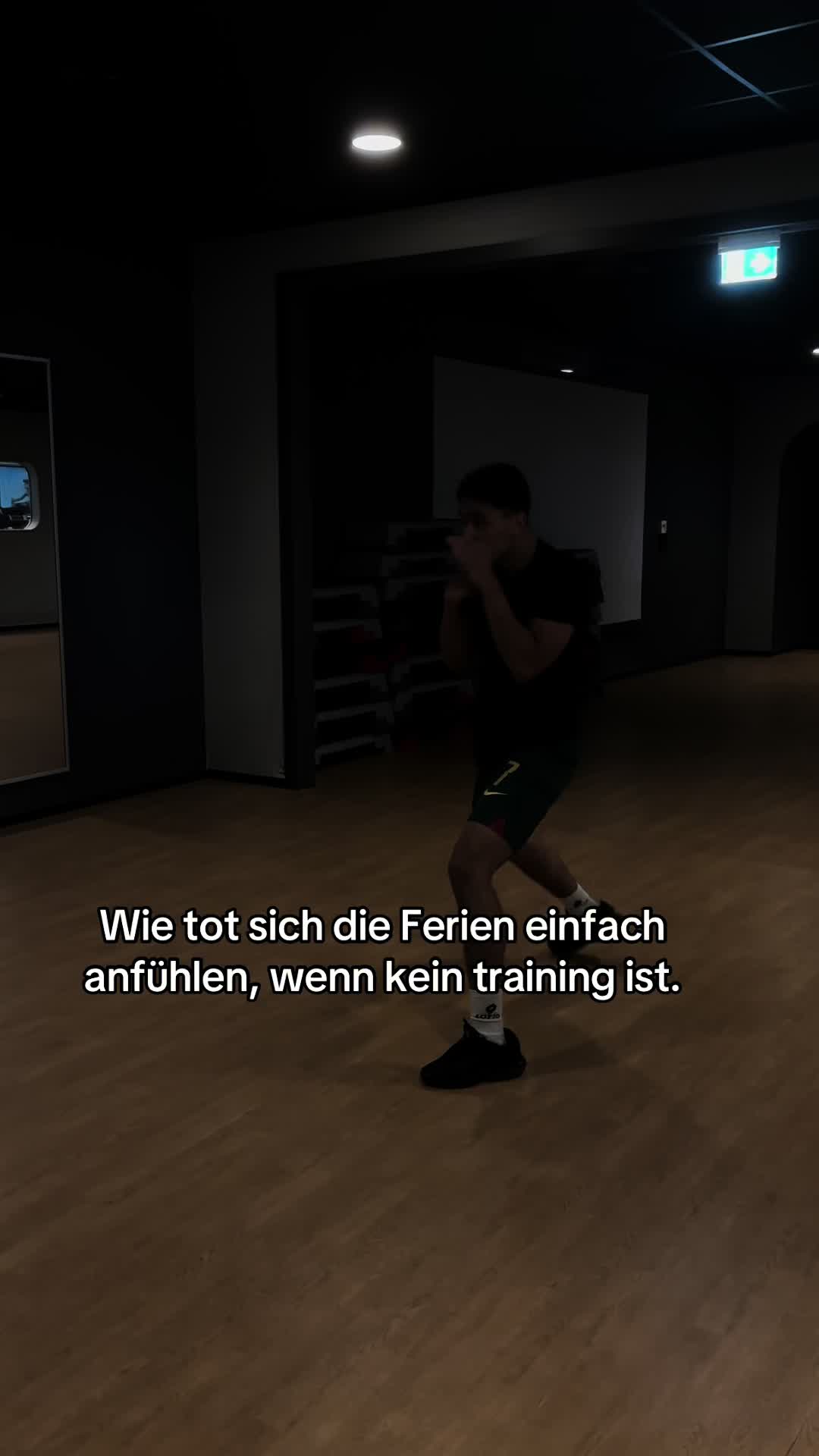 @𝐚𝐛𝐮_𝐦𝐨𝐡𝐚ރ