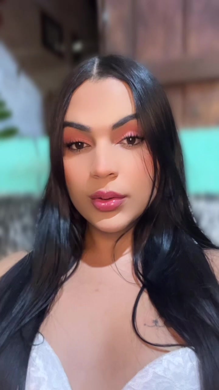 @paollaferraz__