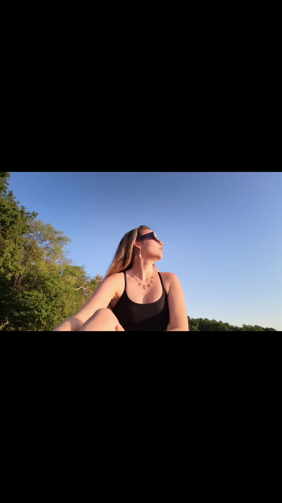 @Twitch : Lyyyli_