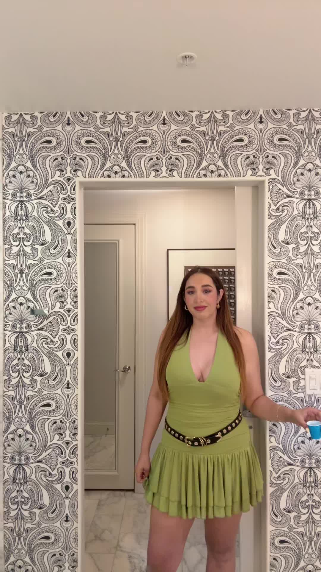 @Yasmin-Saleena Bee