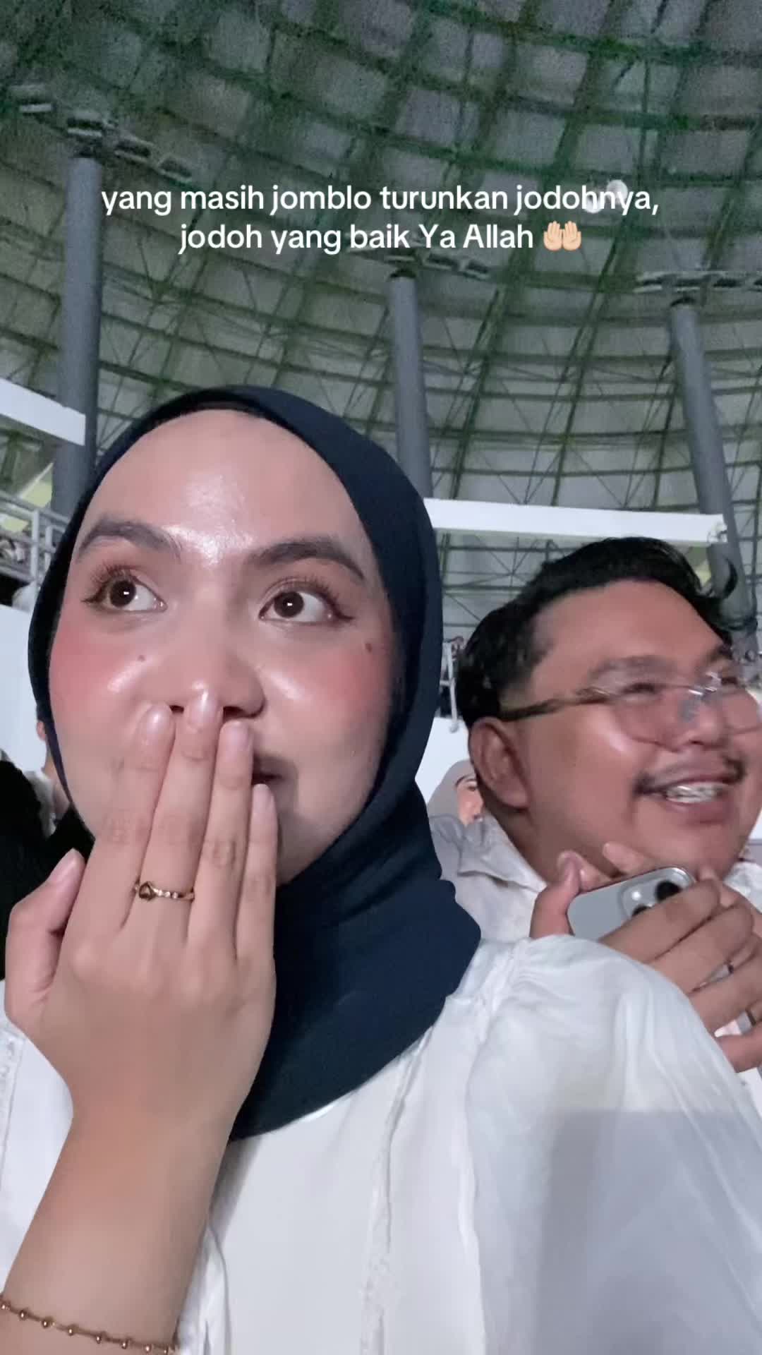 @ainshaz